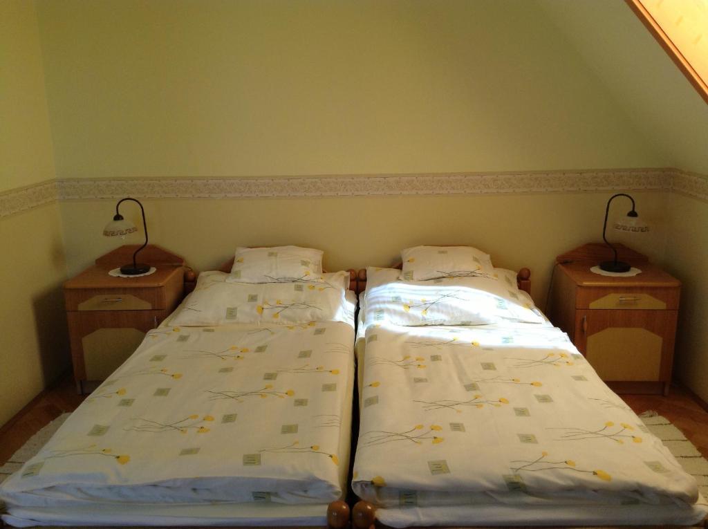 Fonix Fogado Hotel Lenti Phòng bức ảnh